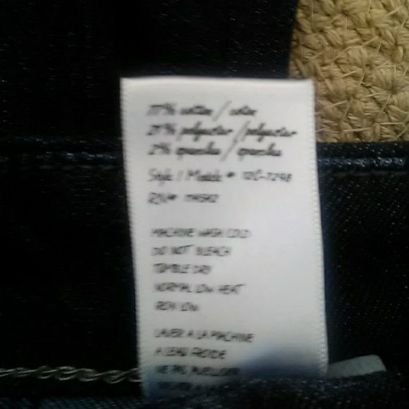 BLANKNYC Jeans - Picture 6 of 6